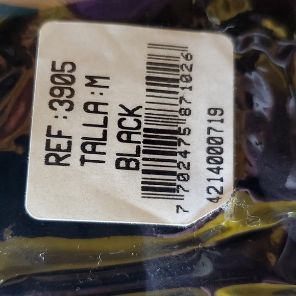 Shapewear bodysuit NWT - Picture 15 of 15